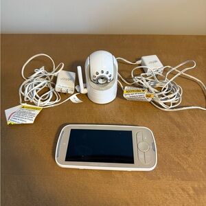 Infant Optics White Baby Monitor with Camera